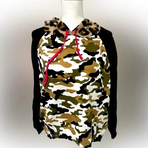 Central Park West Bates Hoodie - Image 18