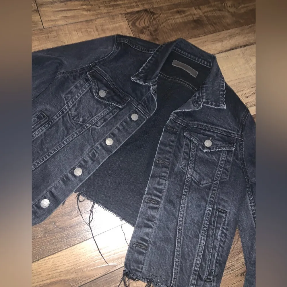 GRLFRND fade black denim frayed cropped jacket Revolve fall designer jean casual - Image 4