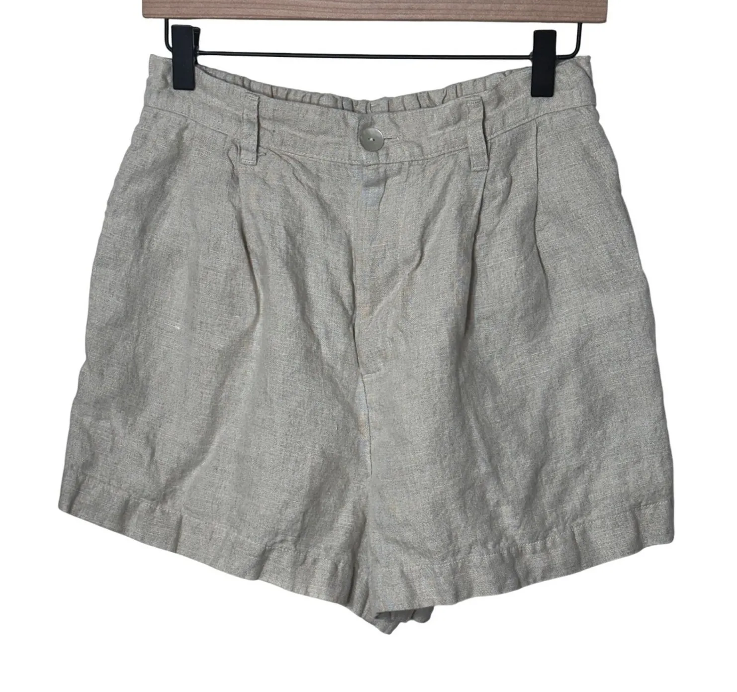 Bella Dahl Women's Natural Linen Shorts Size Medium Pleated Casual Shell Button - Image 1