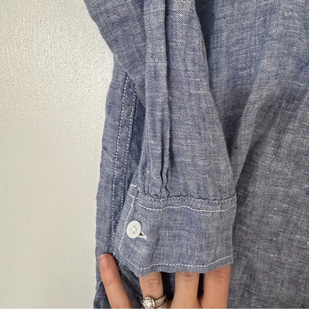 Garnet Hill Linen Chambray Button Down Long Sleeve Shirt Womens Medium - Image 2