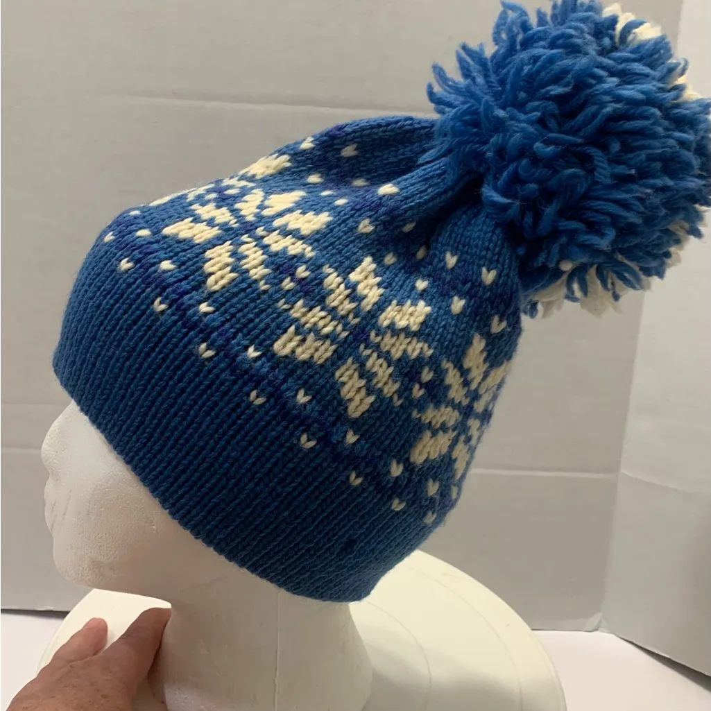 Vintage Marceau Sports 100% Wool Knit Blue & White Pom Pom Beanie. 2813 - Image 4