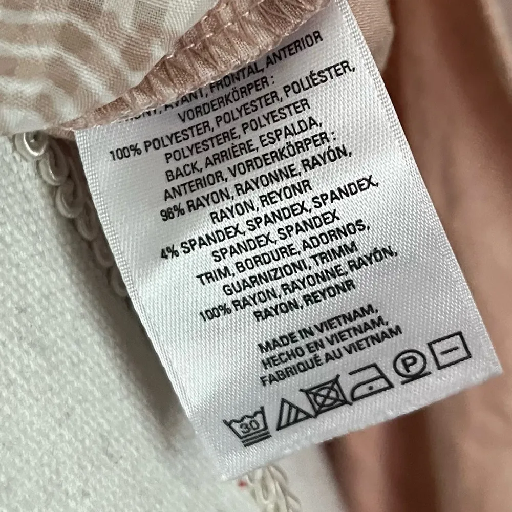 Postmark • Egress Tan Cream Split Neck Tank Top/Cap Sleeve White Size XS - Image 5