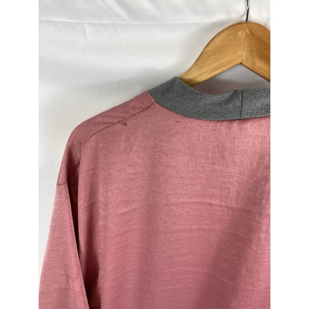 Cozy Rozy Dark Pink Kimono Robe pink grey size medium - Image 5