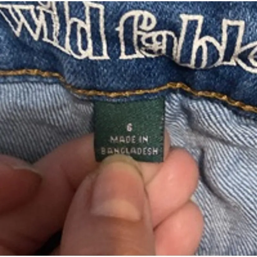 Y2K Distressed High Rise Mom Jeans Light Wash Wild Fable Size 6 - Image 4