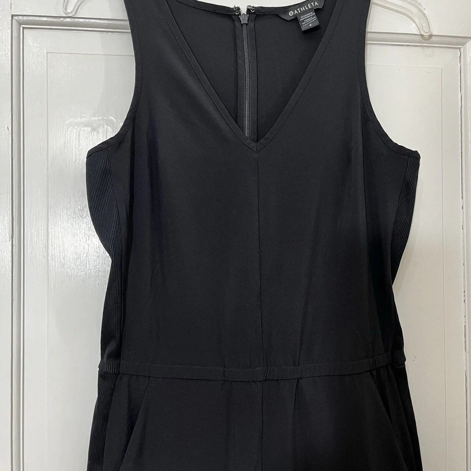 Athleta Brooklyn Jumpsuit Black V-Neck Sleeveless Waist Tie Women's‎ Size 2 - Image 3
