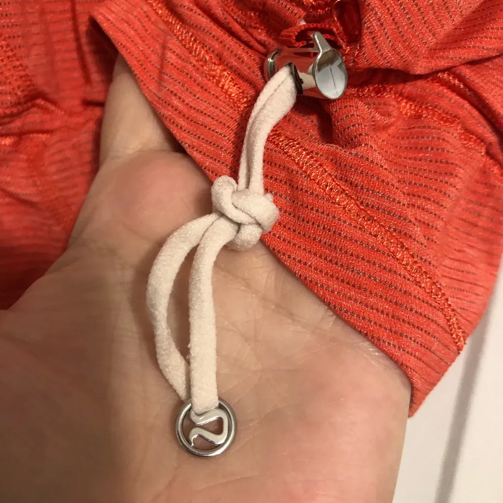 Lululemon‎ drawstring striped built in bra tank top women’s small - Image 4