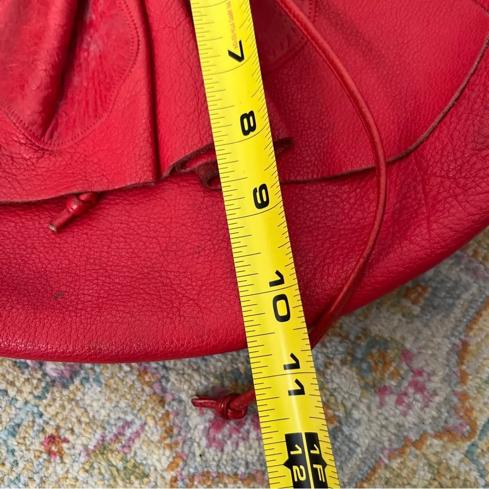 Gorgeous vintage leather Carlos falchi crossbody or shoulder bag Red - Image 8