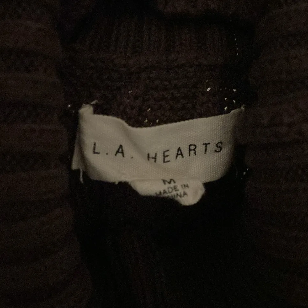 LA Hearts Cable Knit Sweater Vest - Image 6