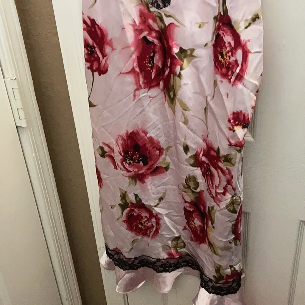 FINAL MARKDOWN Valerie stevens chemise (L) - Image 2