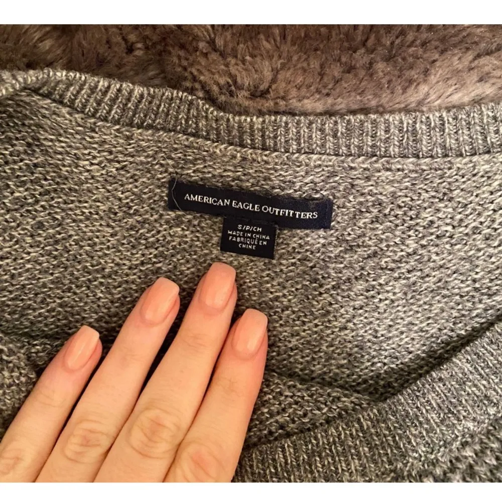 American Eagle Ombré Sweater - Image 4