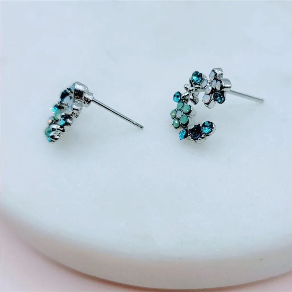 Petite Multi Color Crystal Flowers Blue Stud Earrings NEW - Image 9