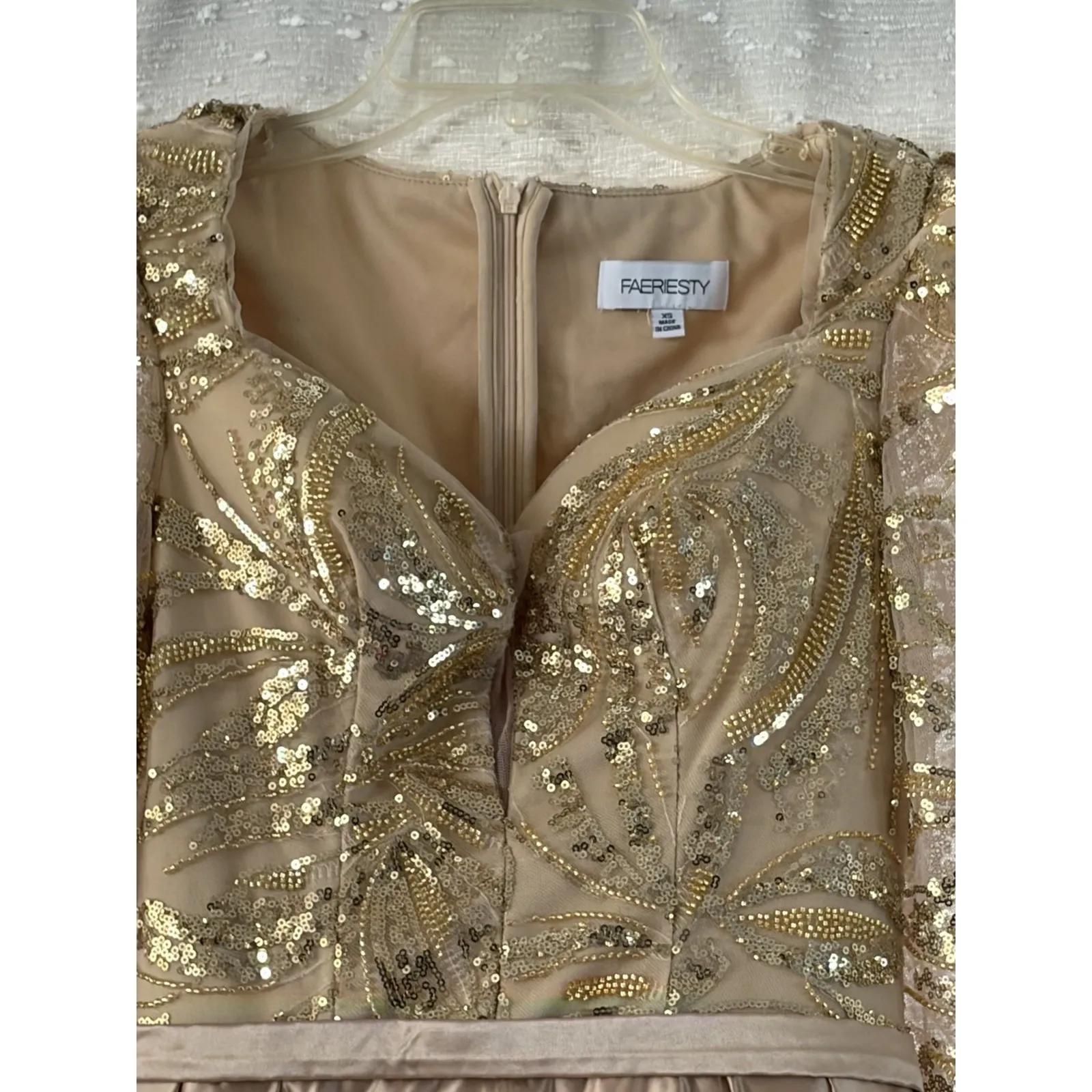 WomenGold‎ Sequin A - Image 5