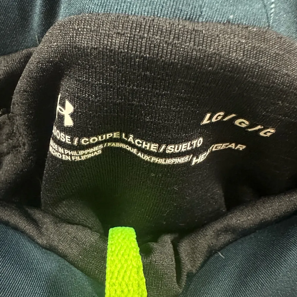 Under Armour UA Fly By 2.0 Athletic Shorts Blue Green Womens Large - Image 8