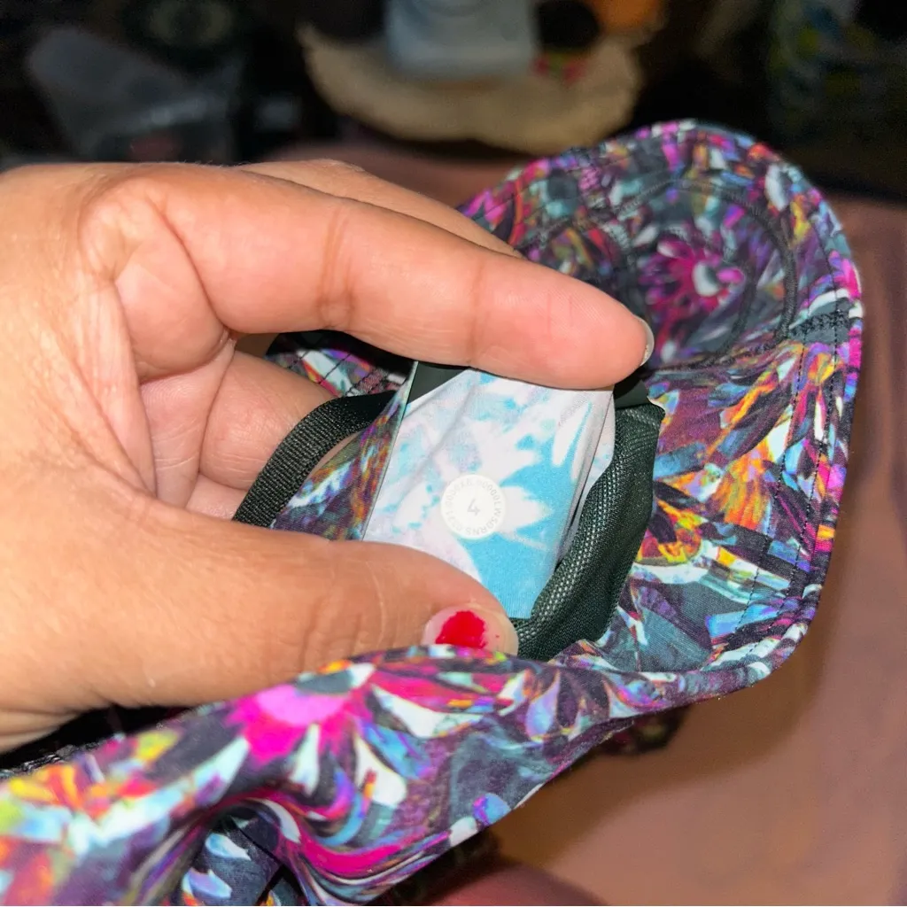 Lululemon  Base Pace High-Rise Running Tight 25"
Floral Electric Multi - Image 6