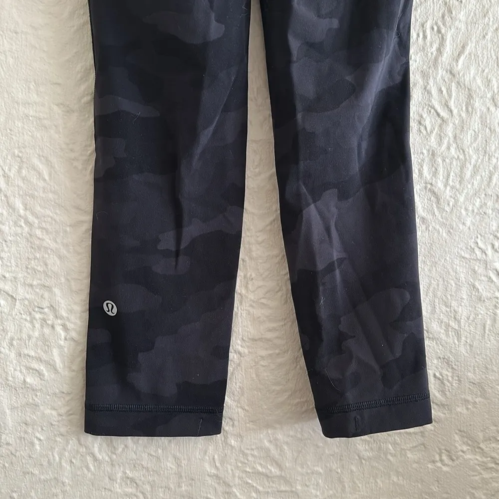 Lululemon Swift Speed High-Rise Crop 21” Heritage 365 Camo Deep Coal Leggings 0 - Image 11