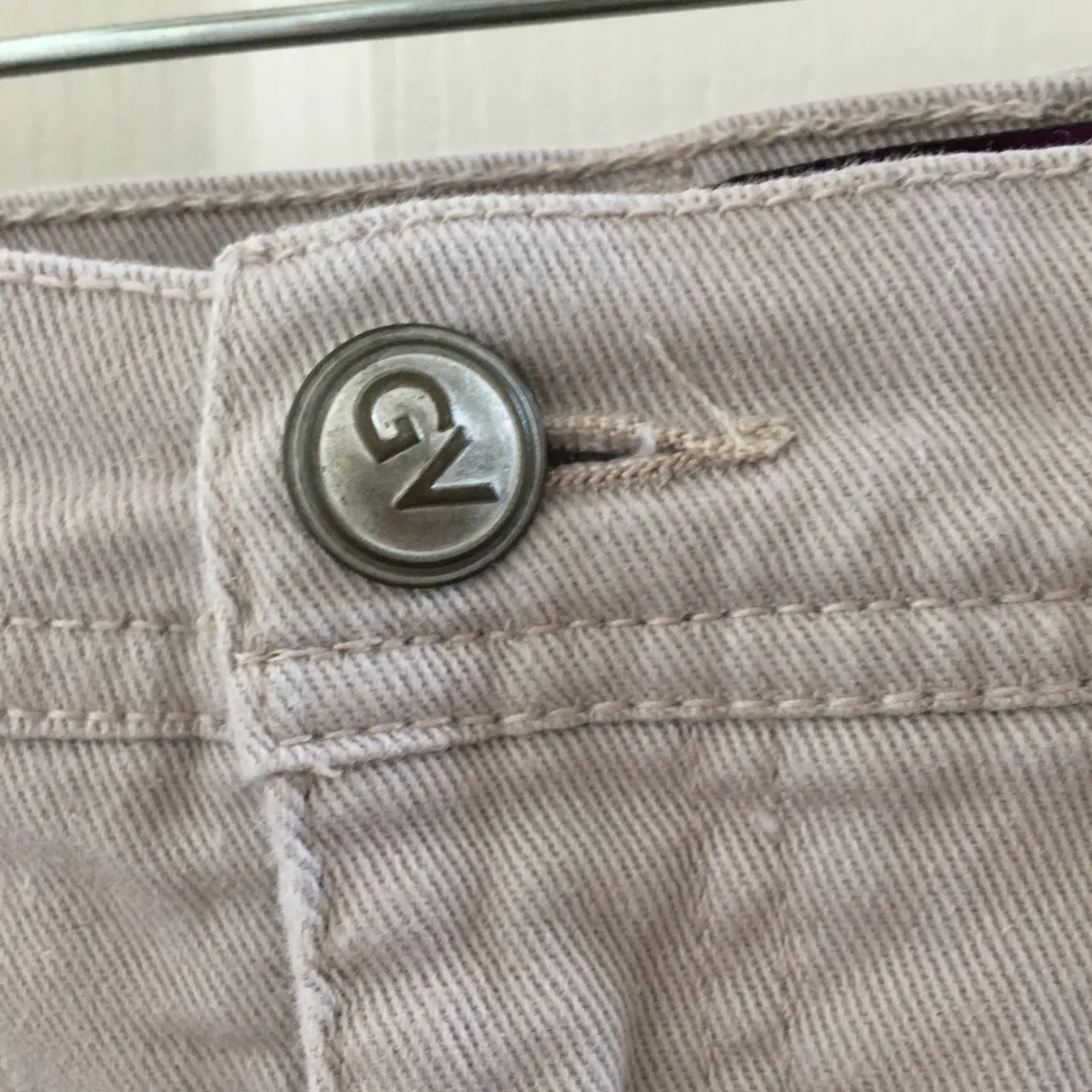 FINAL MARKDOWN Gloria Vanderbilt Amanda capris 8 - Image 4