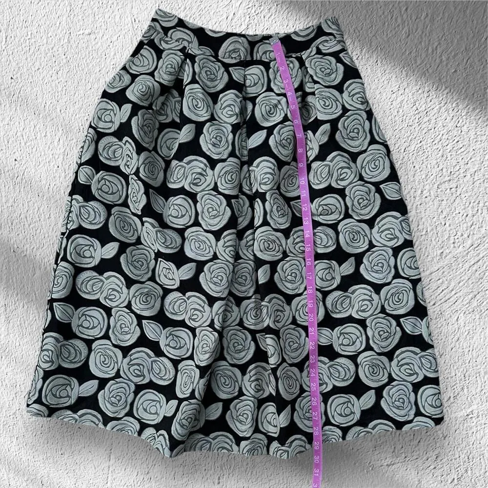 Target Women's Skirt - Image 2