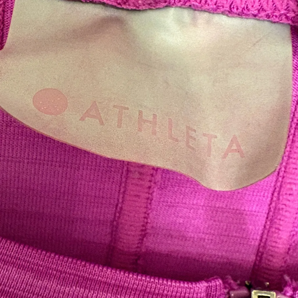 Athleta  Purple Zip Front Performance Top Size M – Cycling Running Training - Image 3
