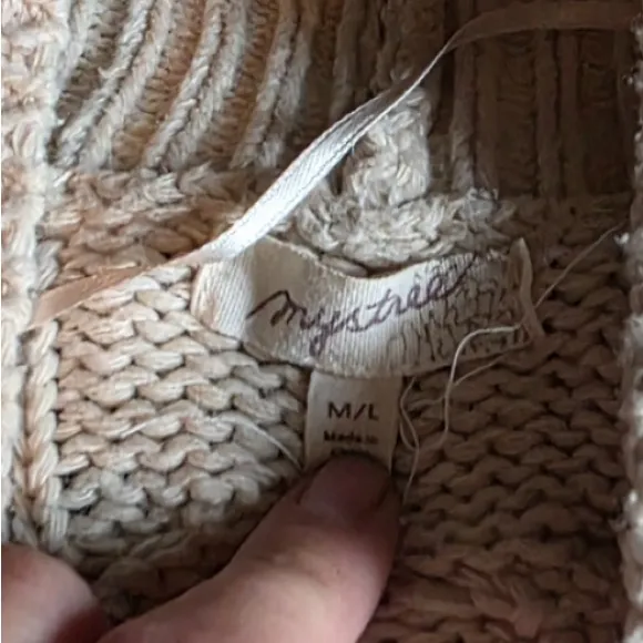 Mystree Ivory Cable Knit Cardigan - Image 2