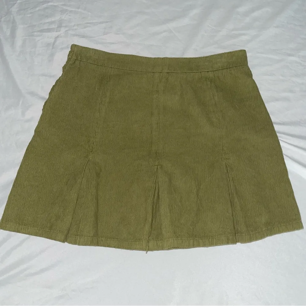 BDG Corduroy Pleated Skirt - Image 3