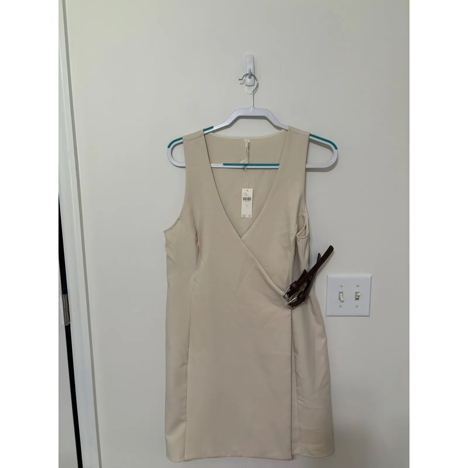 Anthropologie Sleeveless Mini Dress Faux Wrap‎ Buckle Detail Neutral L - Image 2