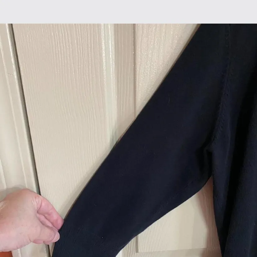 Faded Glory Women's Black Cardigan Sweater - Image 6