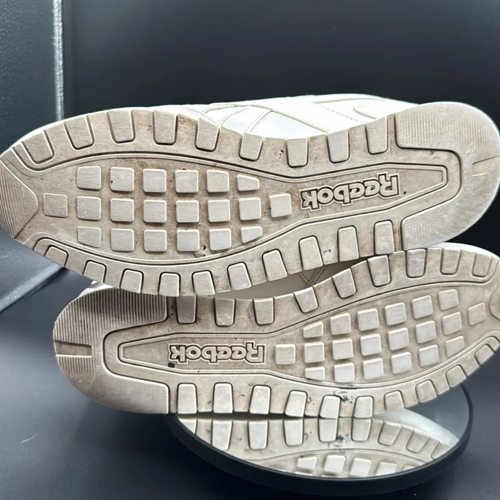 Reebok Women's White Sneakers - Image 6