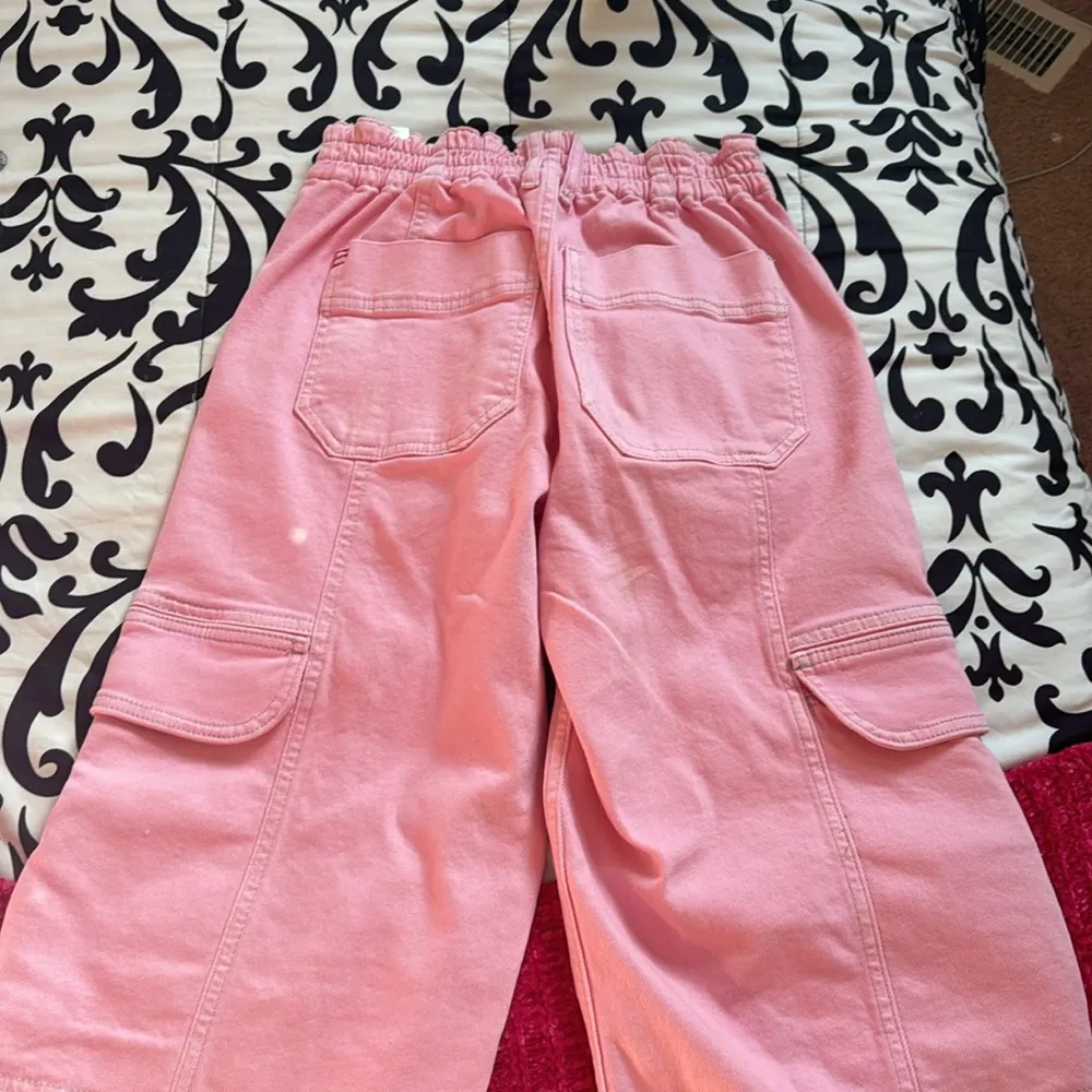 BDG  Pink cargo pants - Image 2