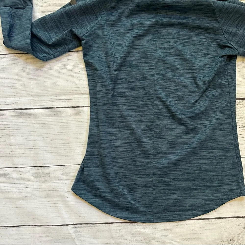 Avalanche women's large blue pullover sweatshirt - Image 13