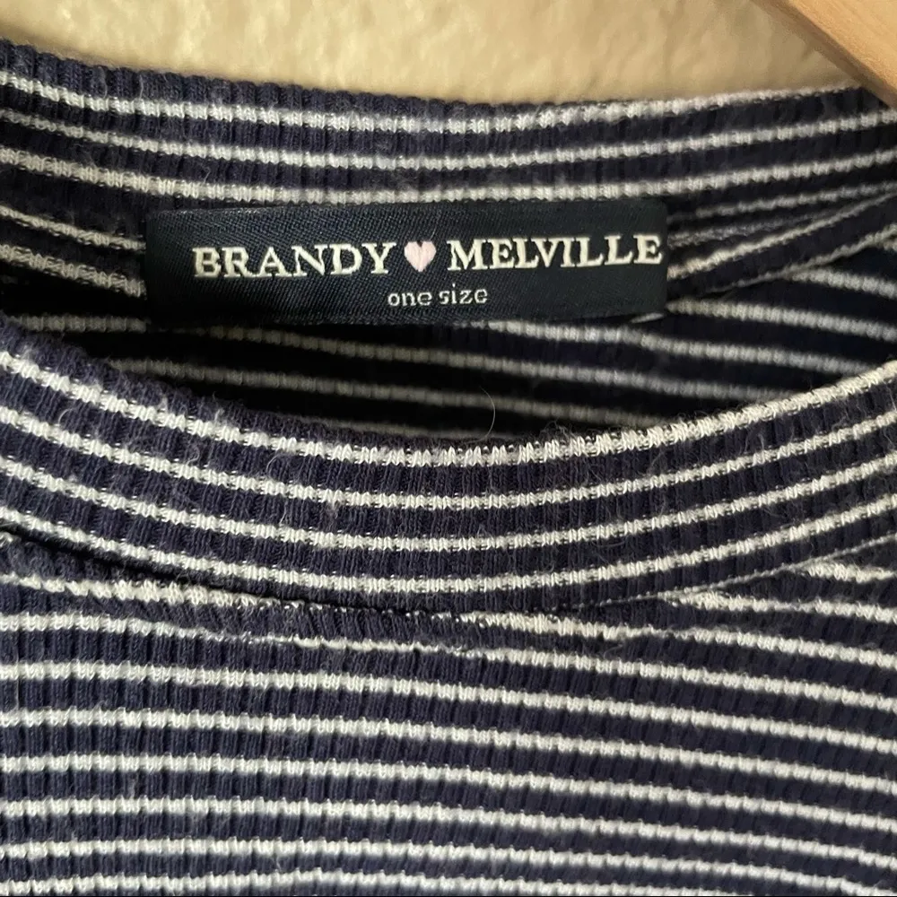 Brandy Melville  striped stretch tee T-shirt - Image 3