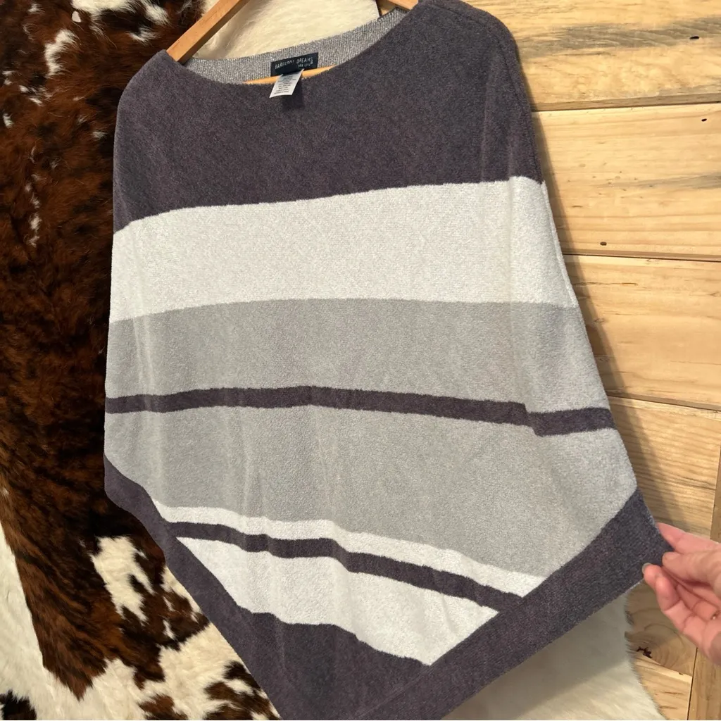 Barefoot Dreams Grey Striped Poncho One Size Soft Versatile EUC - Image 6