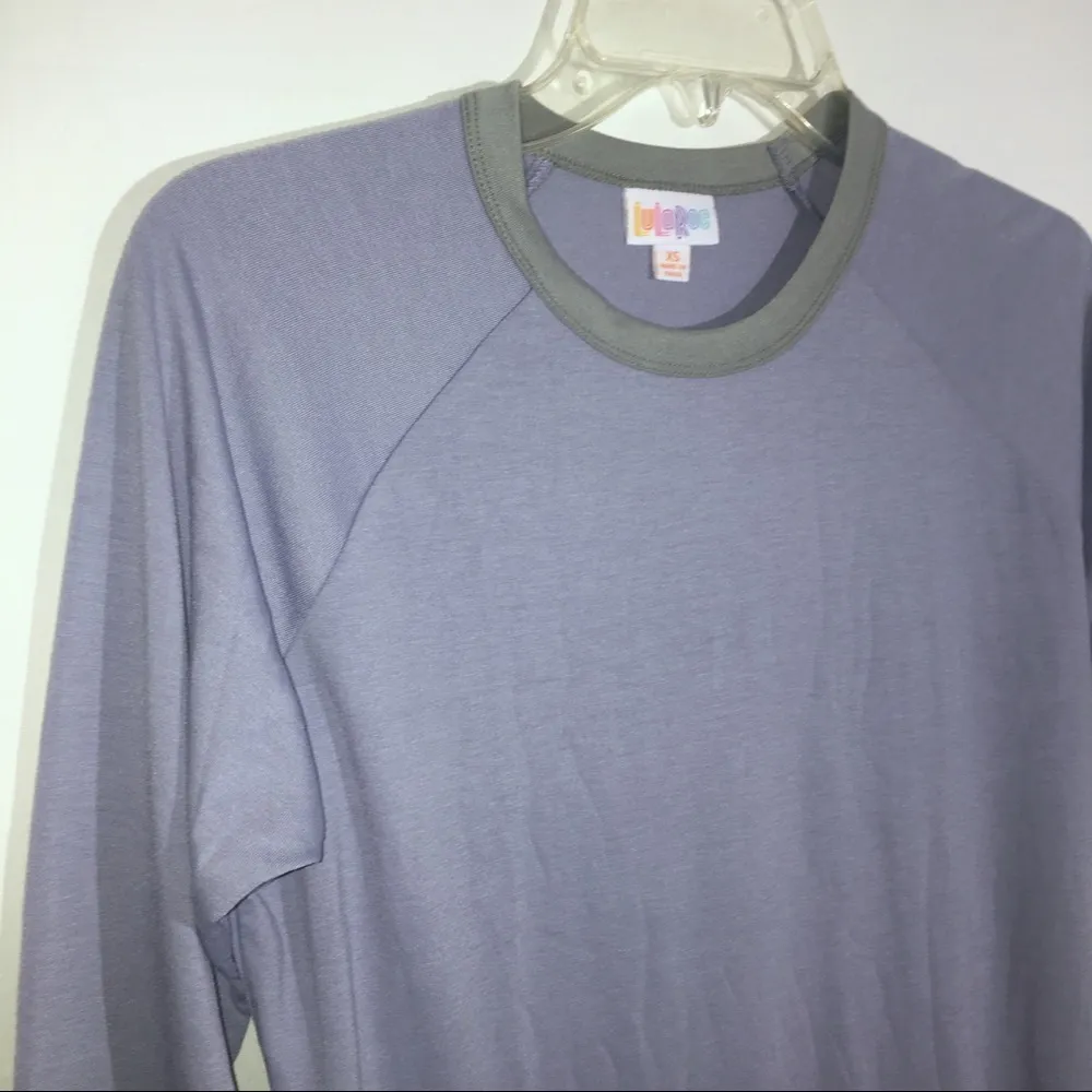 LuLaRoe Randy Shirt Size XS - Image 3