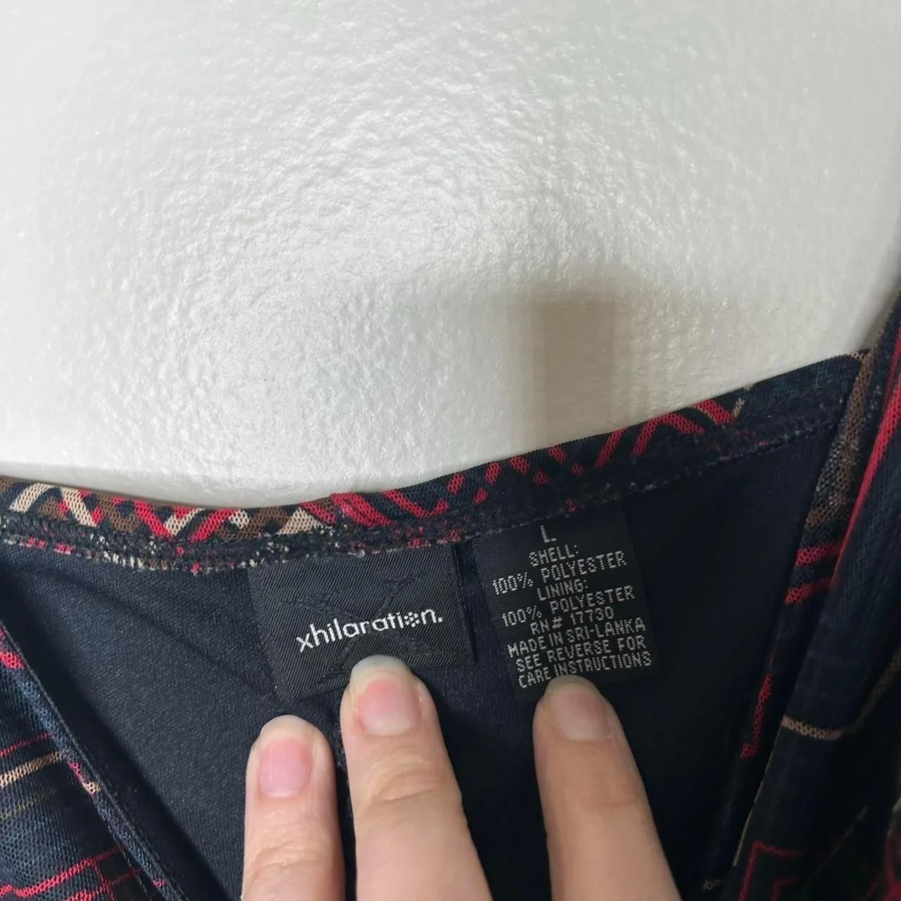 Vintage Y2K 2000 xhilaration Black and red geometric line pattern dress large - Image 4