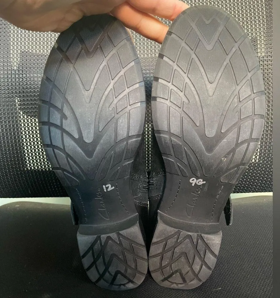 Clarks Black Suede Leather Double Buckle Heeled Ankle Boots Women's Size 8 - Image 9