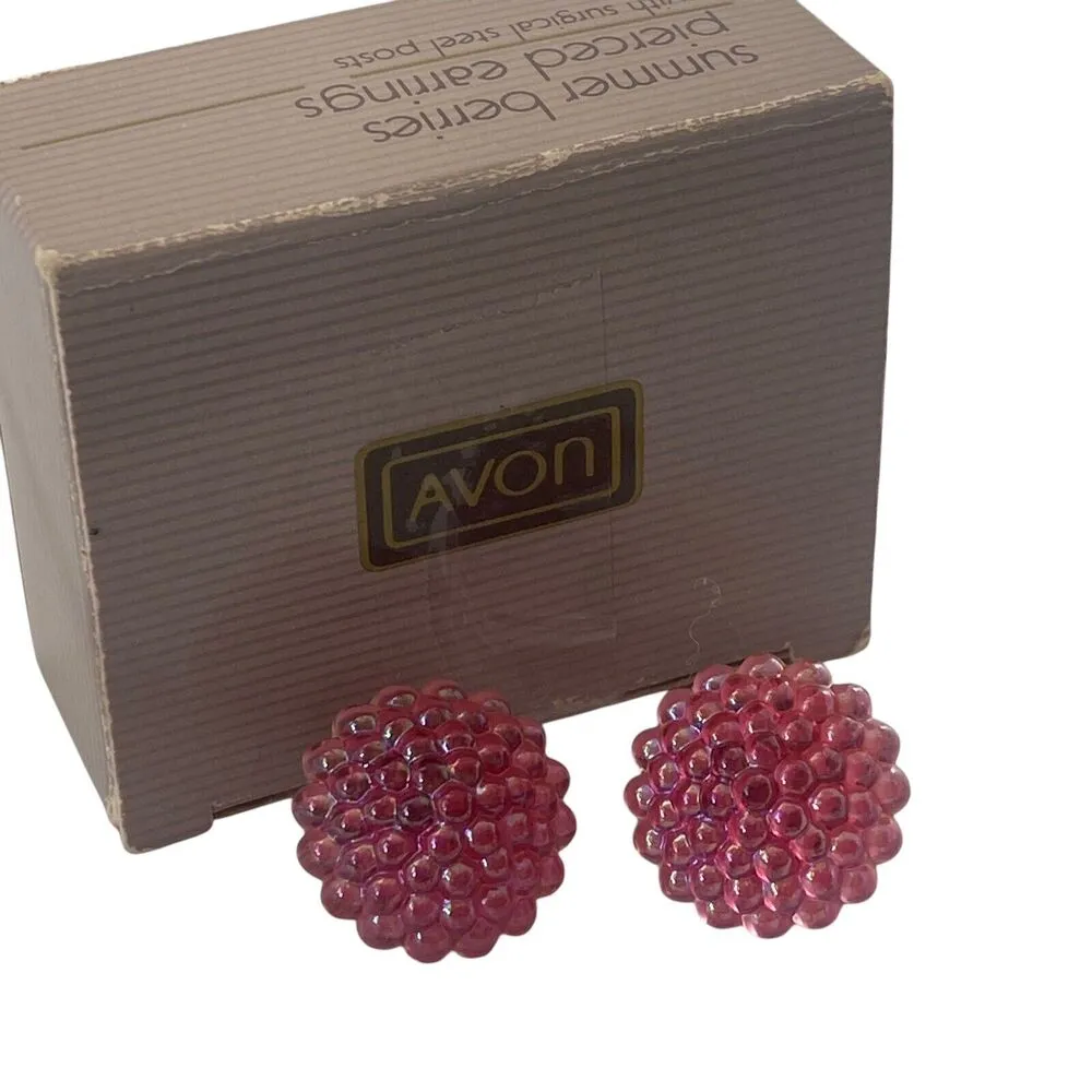 Vtg Avon Earrings Molded Plastic Cluster Summer Berries Redberry Stud Pierced - Image 5
