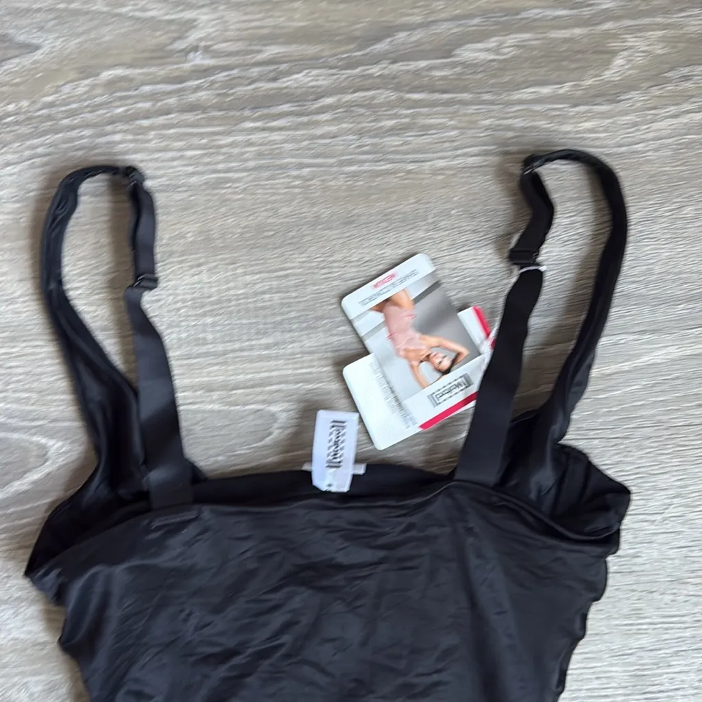 NEW Wolford Sheer Touch Forming Body 36B Black Size undefined - Image 12