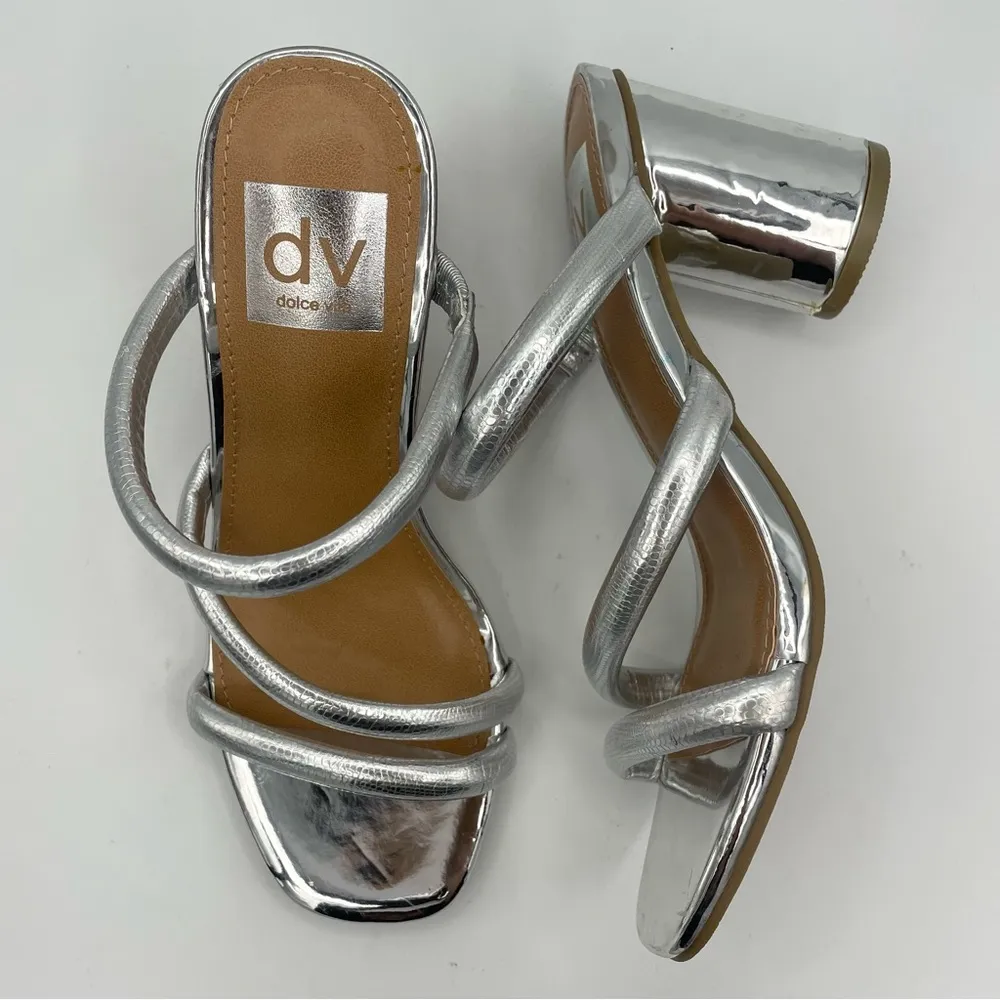 Dolce Vita Myla strapy slip on block heel silver sandals women Size 5 - Image 6