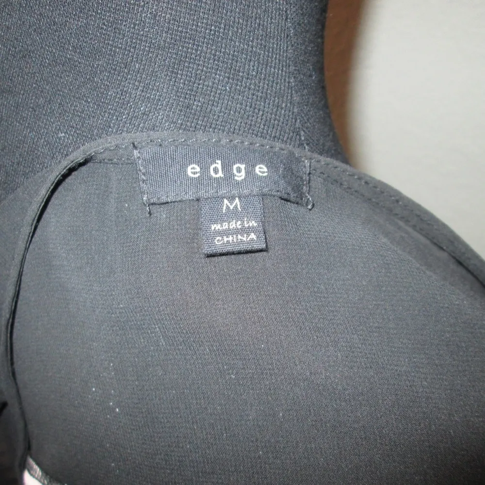 Edge Tank Top - Size Medium - Image 4