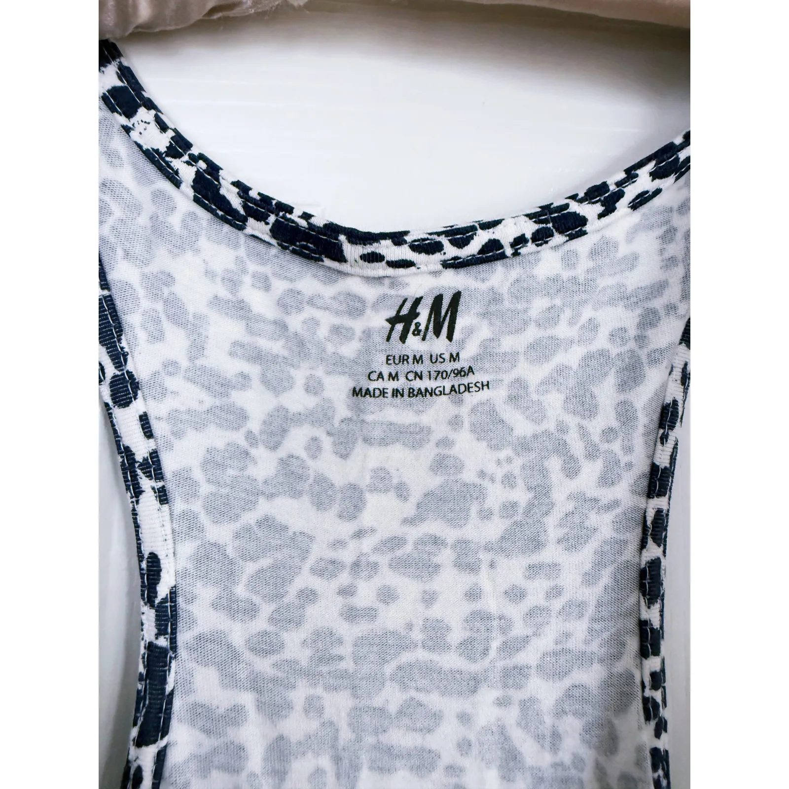 H&M Sleeveless Speckled Maxi Dress Medium Navy White Abstract Print Casual Chic - Image 6