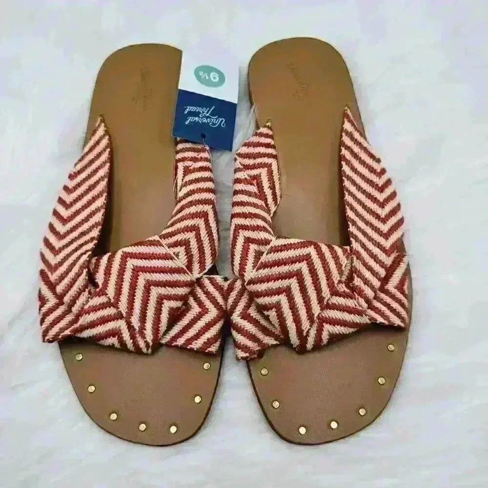 NWT Women's Louise Chevron Print Knotted Slide Sandals - Universal Thread - Red - Image 7