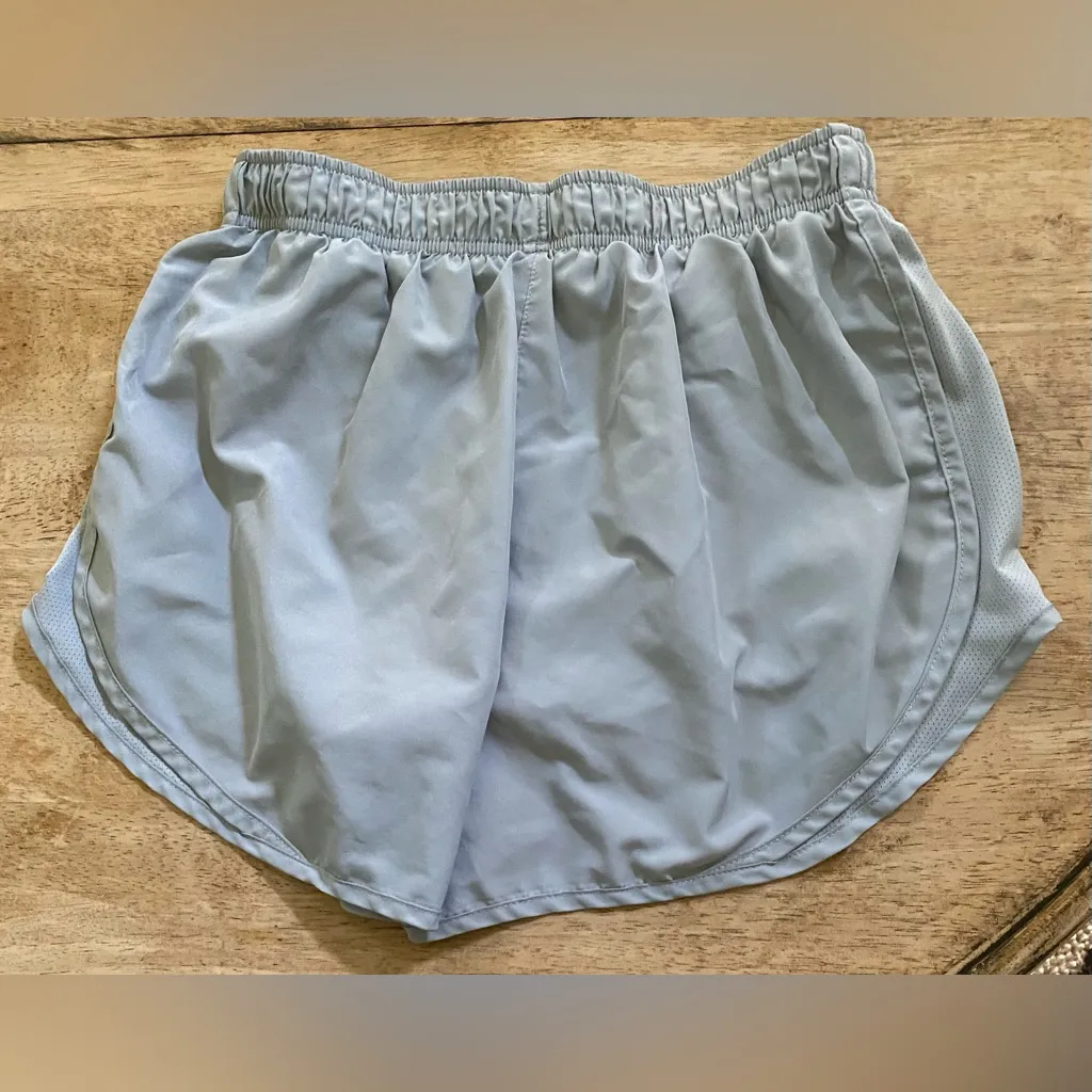 Nike Tempo Dri Fit Women’s Sz M Wolf Gray‎ Running Shorts - Image 3