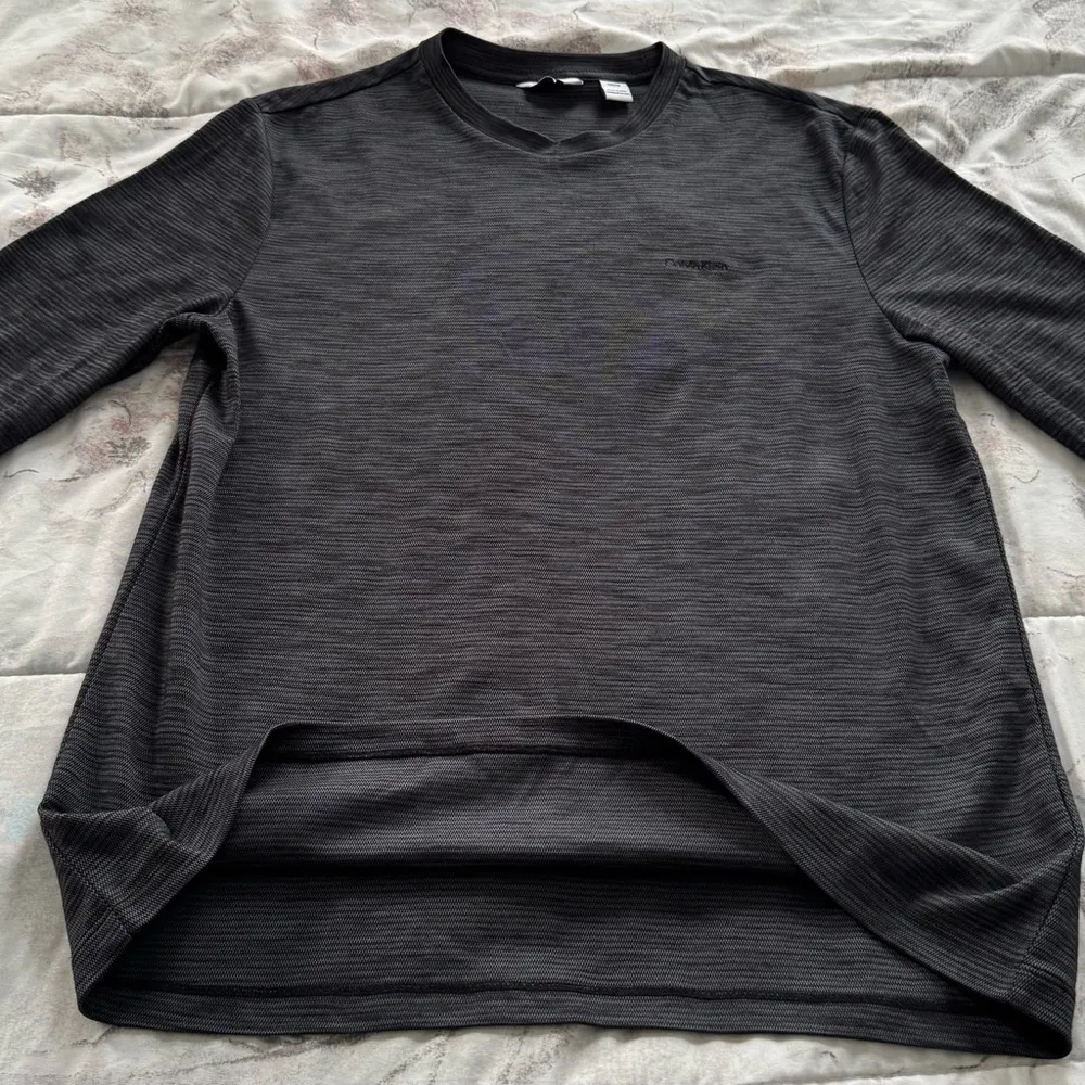 Calvin Klein grey embroidered logo ribbed crewneck long sleeve top, size S gym - Image 10