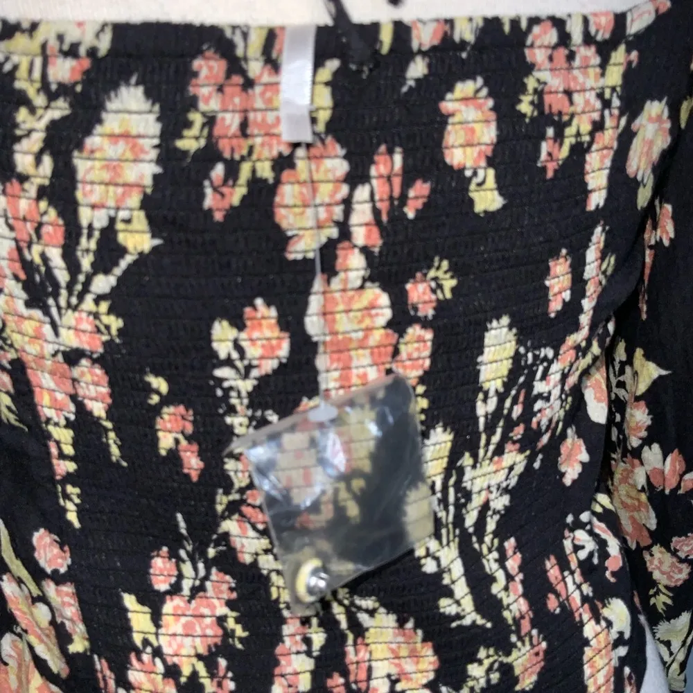 Free People Hillary Square Neck Poof Long Sleeve Floral Keyhole Crop Top M NWOT - Image 8