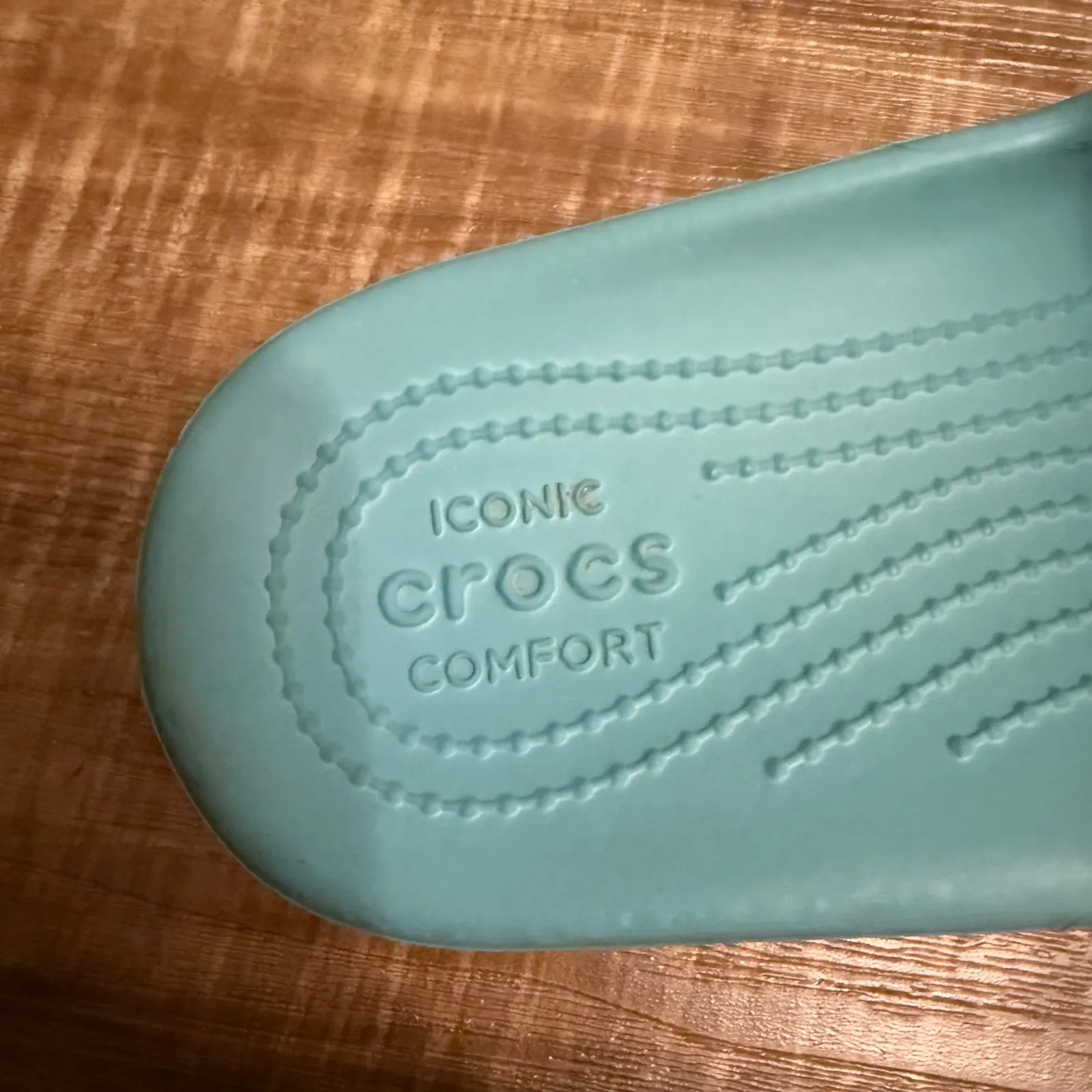 Crocs Classic Slide Sandals Women's Sz 7 Aqua Blue with‎ Jibbitz Charms - Image 3