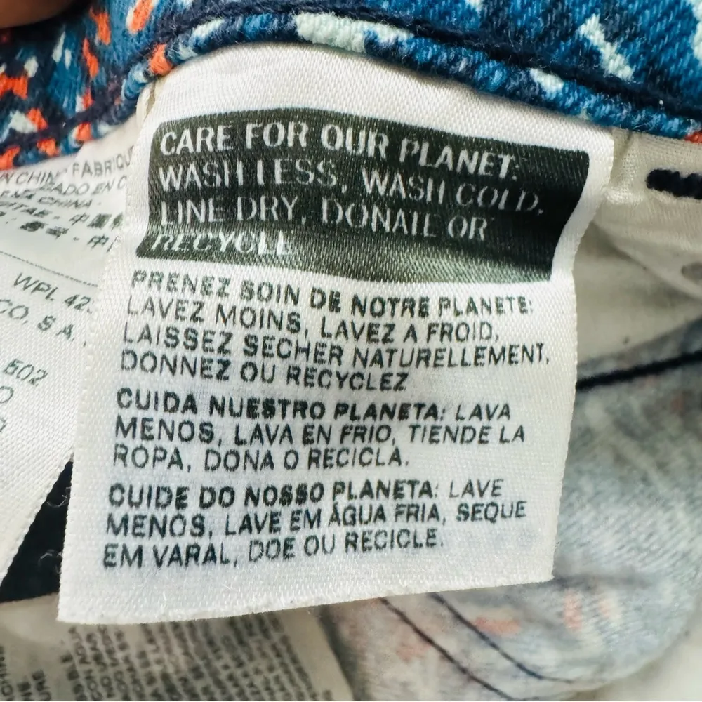 Levi's Blue Jeans with Artistic Pattern - Image 6