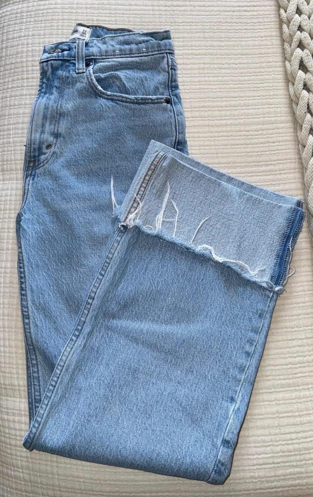 Abercrombie 90s High-Rise Relaxed Jeans - Image 2