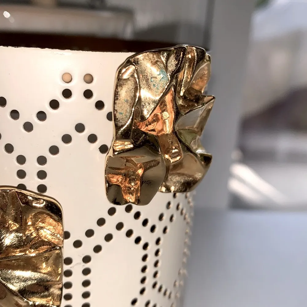 Retro Vintage Crinkle Metal Gold Earrings 80s Style - Image 4