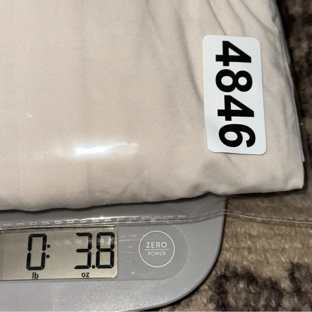 J. McLaughlin Women’s Size L Cream Ivory Slinky Ribbed Sides Button Down Shirt - Image 7