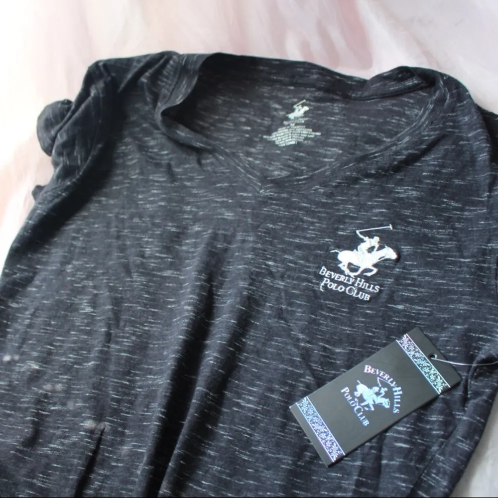 dark grey polo club vneck - Image 2