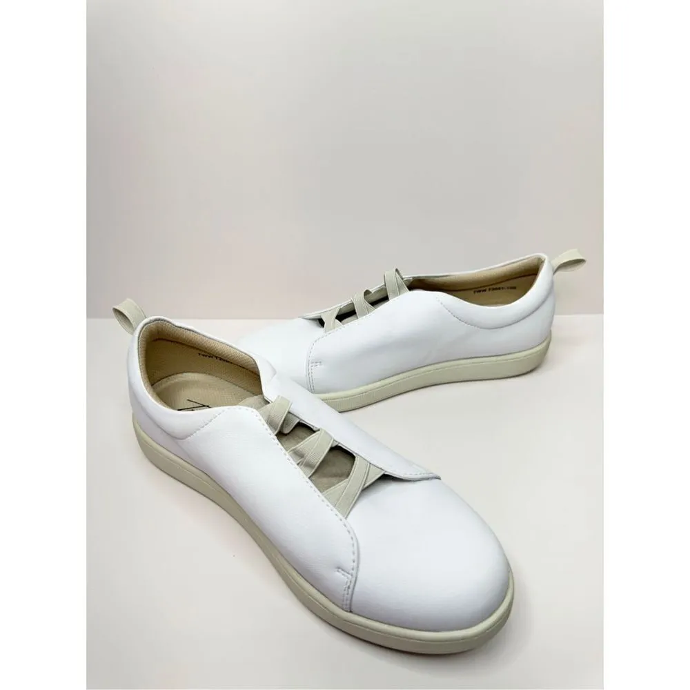 Trotters Avrille Sneaker Womens Size 7W Wide White Leather Slip On Shoes - Image 4